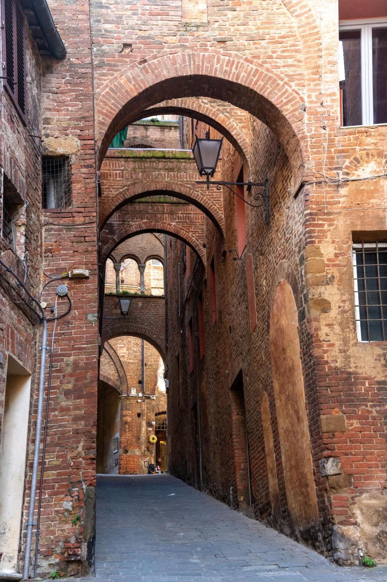 The Rose Suite Siena Exteriör bild